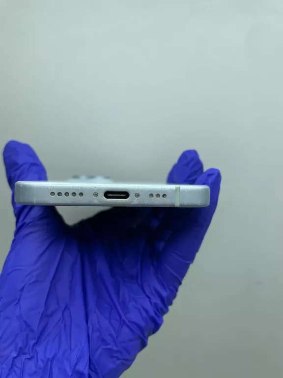 TELEFON APPLE IPHONE 15 SIEĆ PLAY BATERIA 86% LICZBA CYKLI 421
