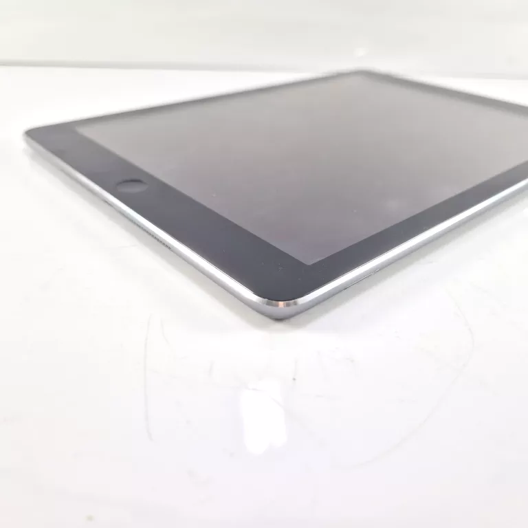 TABLET APPLE IPAD AIR 9,7" A1475 LTE 1 GB / 16 GB