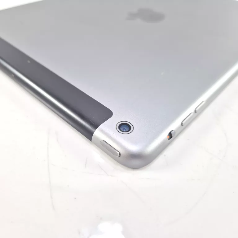 TABLET APPLE IPAD AIR 9,7" A1475 LTE 1 GB / 16 GB