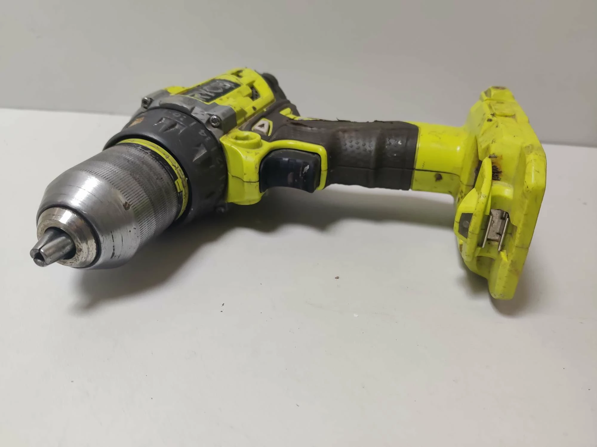 wkretarka-ryobi-r18pd7-aku-5ah-napiecie-v-128551-6