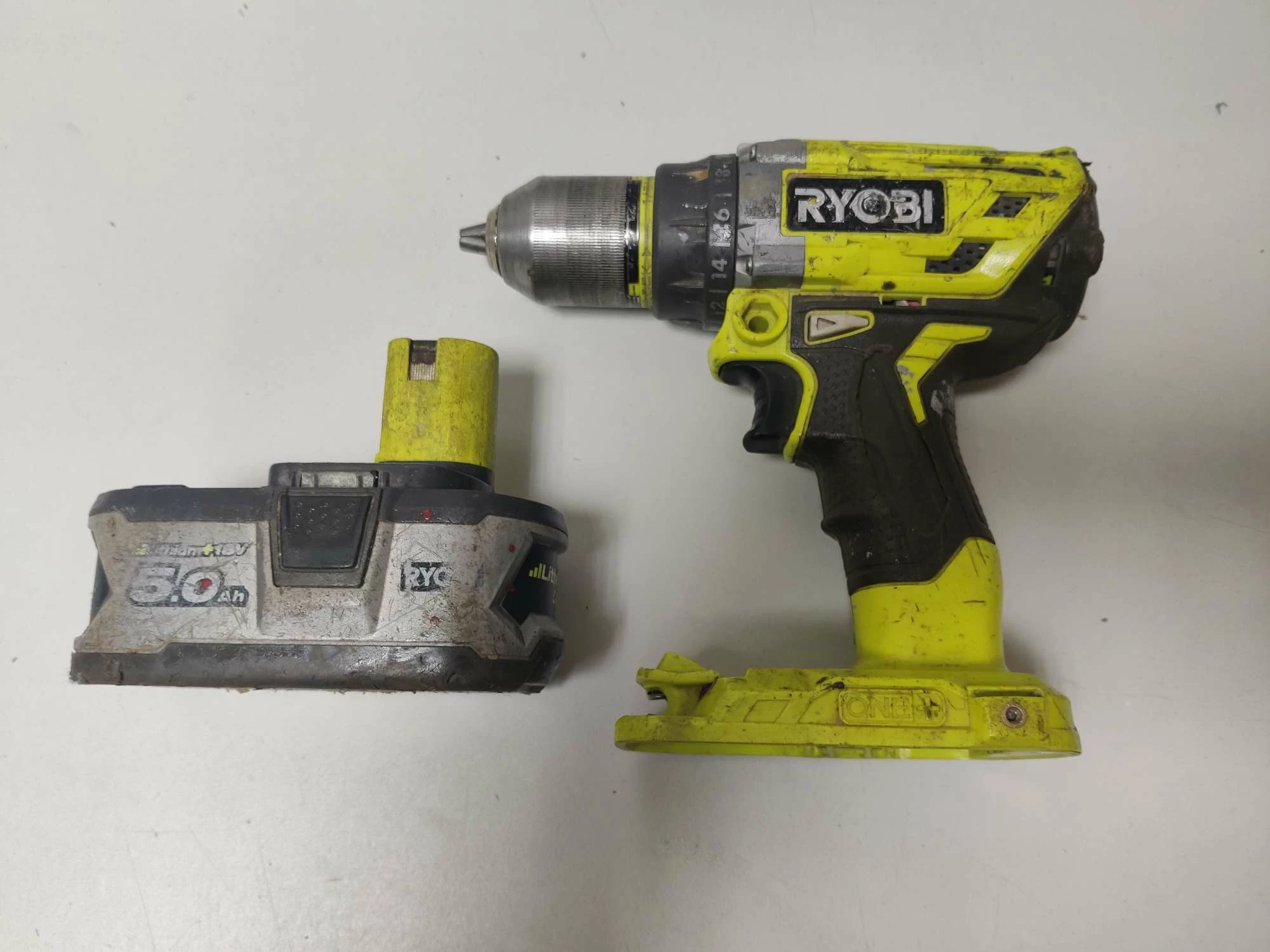 wkretarka-ryobi-r18pd7-aku-5ah-wodna-17-chelmno