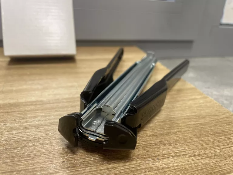 ZSZYWACZ SZCZYPCE PIERŚCIENI BOSTITCH STANLEY P7
