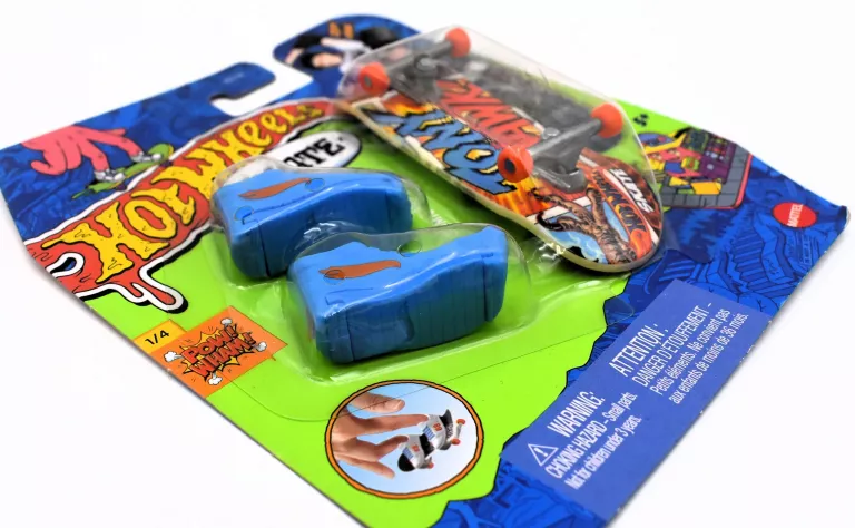 HOT WHEELS SKATE DESKOROLKA BUTY HVJ83