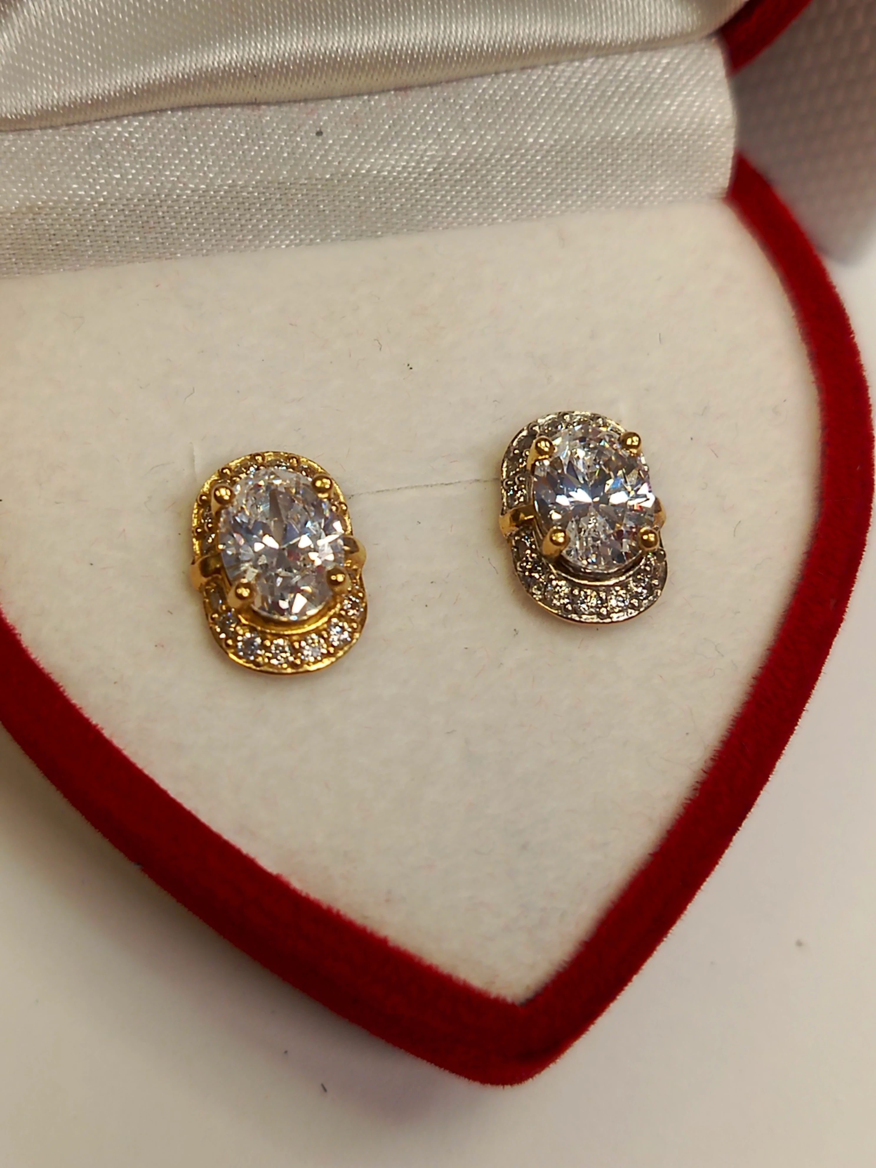 zlote-kolczyki-585-14k-sztyft-331g-cyrkonie-stan-11323-2