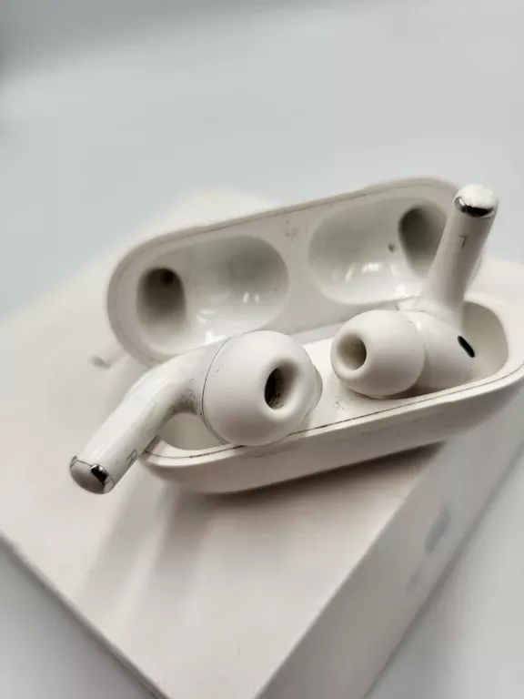ORYGINALNE SŁUCHAWKI BEZPRZEWODOWE DOKANAŁOWE APPLE AIRPODS PRO GEN 1