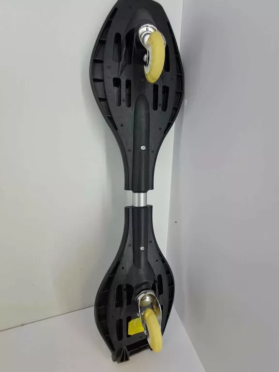 DESKOROLKA D2 WAVEBOARD SKRĘTNA