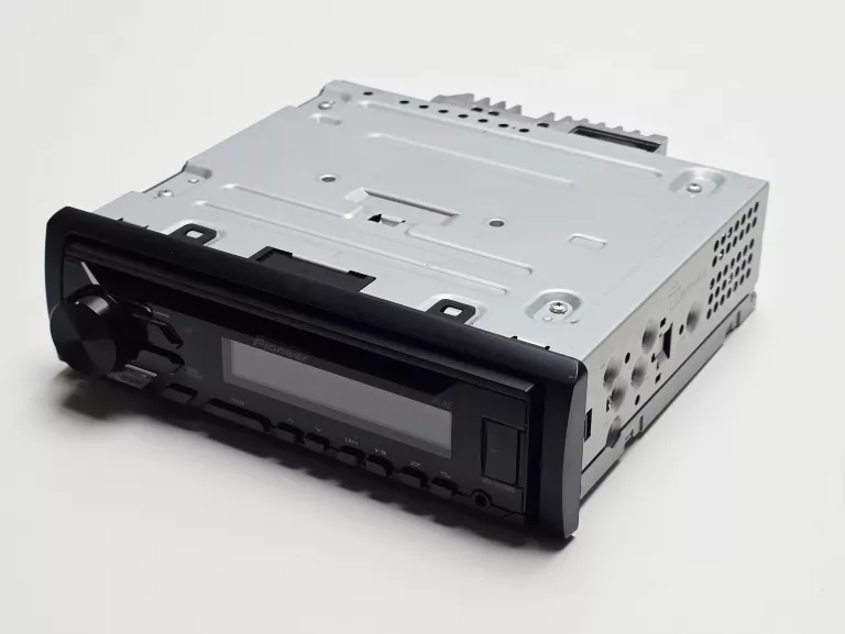 PIONEER DEH-1900UBG USB FLAC