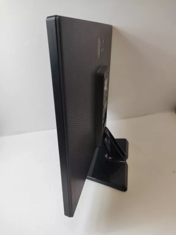 MONITOR LG IPS234V