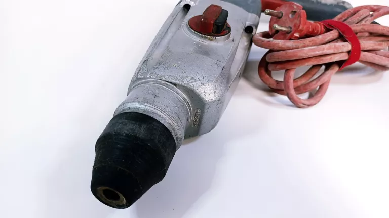 mlotowiertarka-graphite-58g527-walizka-akcesoria-seria-t-58g527