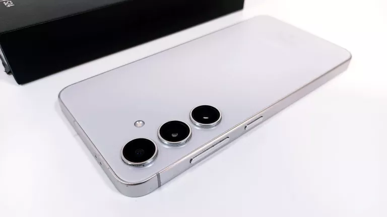 TELEFON SAMSUNG GALAXY S24 8/256GB / PUDEŁKO