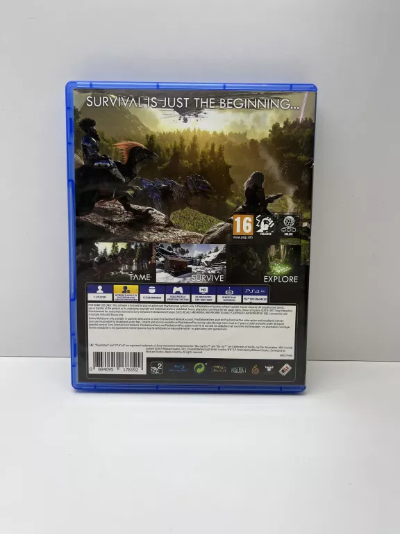 ARK SURVIVAL EVOLVED PS4