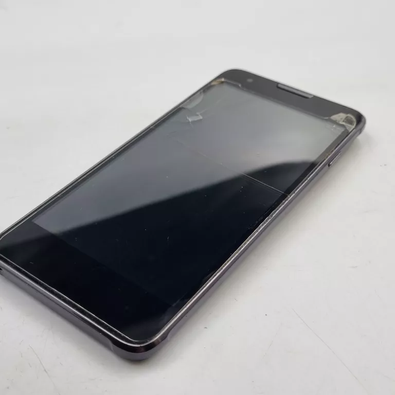 TELEFON MANTA MSP5008 512MB RAM/8GB