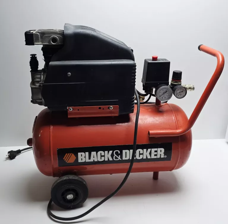 BLACK DECKER SPREZARKA 24L 8 BAR