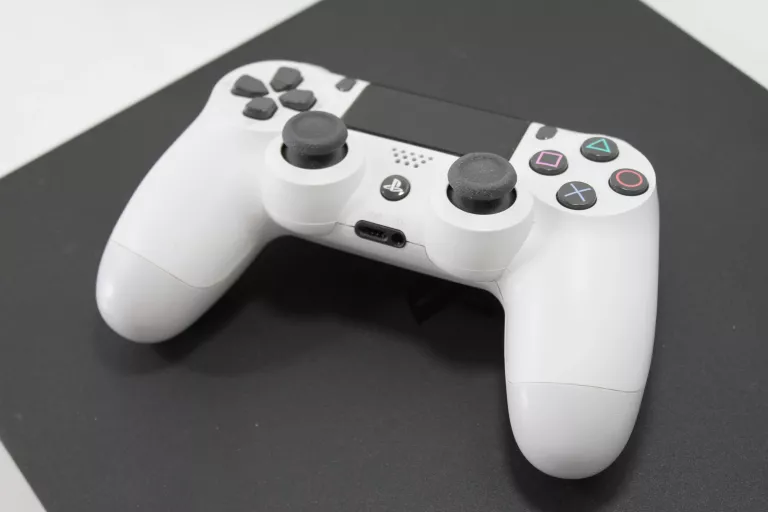 KONSOLA SONY PLAYSTATION 4 SLIM 1 TB