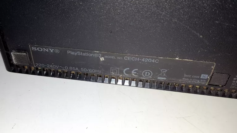 KONSOLA PLAYSTATION 3 500GB + 10 GIER + OKABLOWANIE