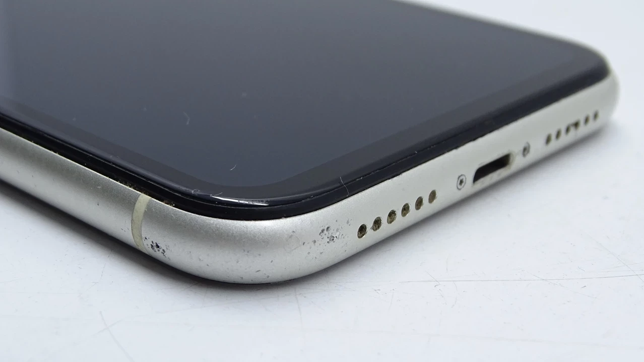 telefon-iphone-11-64gb-bat-80-wady-sprawny-kod-producenta-mhdc3pma