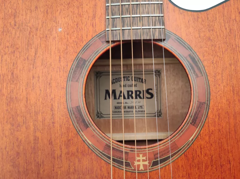 GITARA ELEKTROAKUSTYCZNA MARRIS DCEM CUTAWAY MAHOŃ