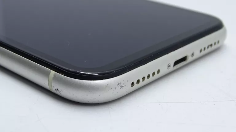 telefon-iphone-11-64gb-bat-80-wady-sprawny-kod-producenta-mhdc3pma