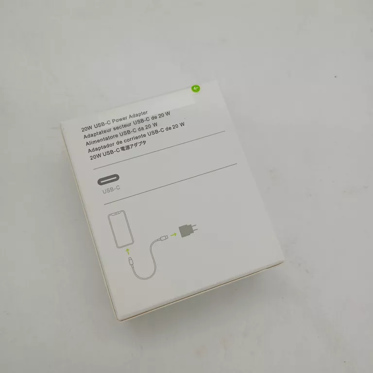 ADPTER KOSTKA TYPU C 20 W