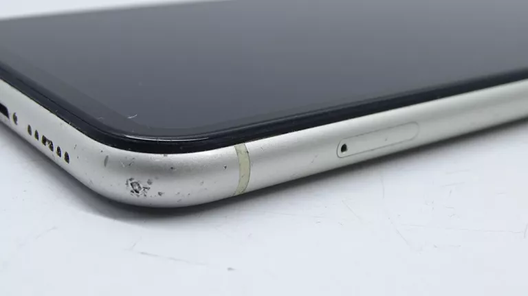 telefon-iphone-11-64gb-bat-80-wady-sprawny-wbudowana-pamiec-202869-214193