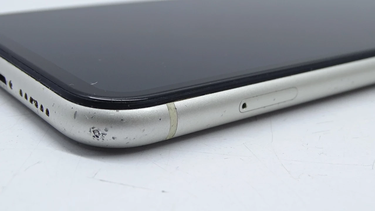 telefon-iphone-11-64gb-bat-80-wady-sprawny-wbudowana-pamiec-202869-214193