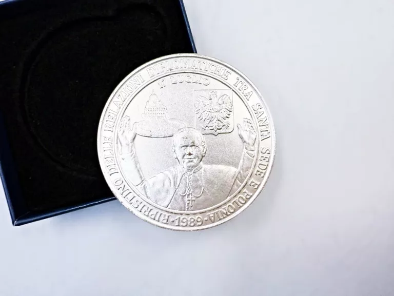 MEDAL PAMIĄTKOWY - JAN PAWEŁ II- EDITIONS ATLAS COLLECTIONS 7 427 009
