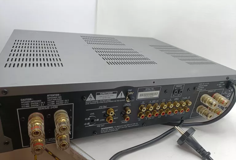 ODTWARZACZ HARMAN KARDON HK-970 + PILOT