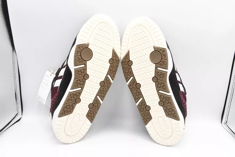 ADIDAS ADI2000 CORE BLACK/ FTW WHITE/ MAROON EUR 43 1/3