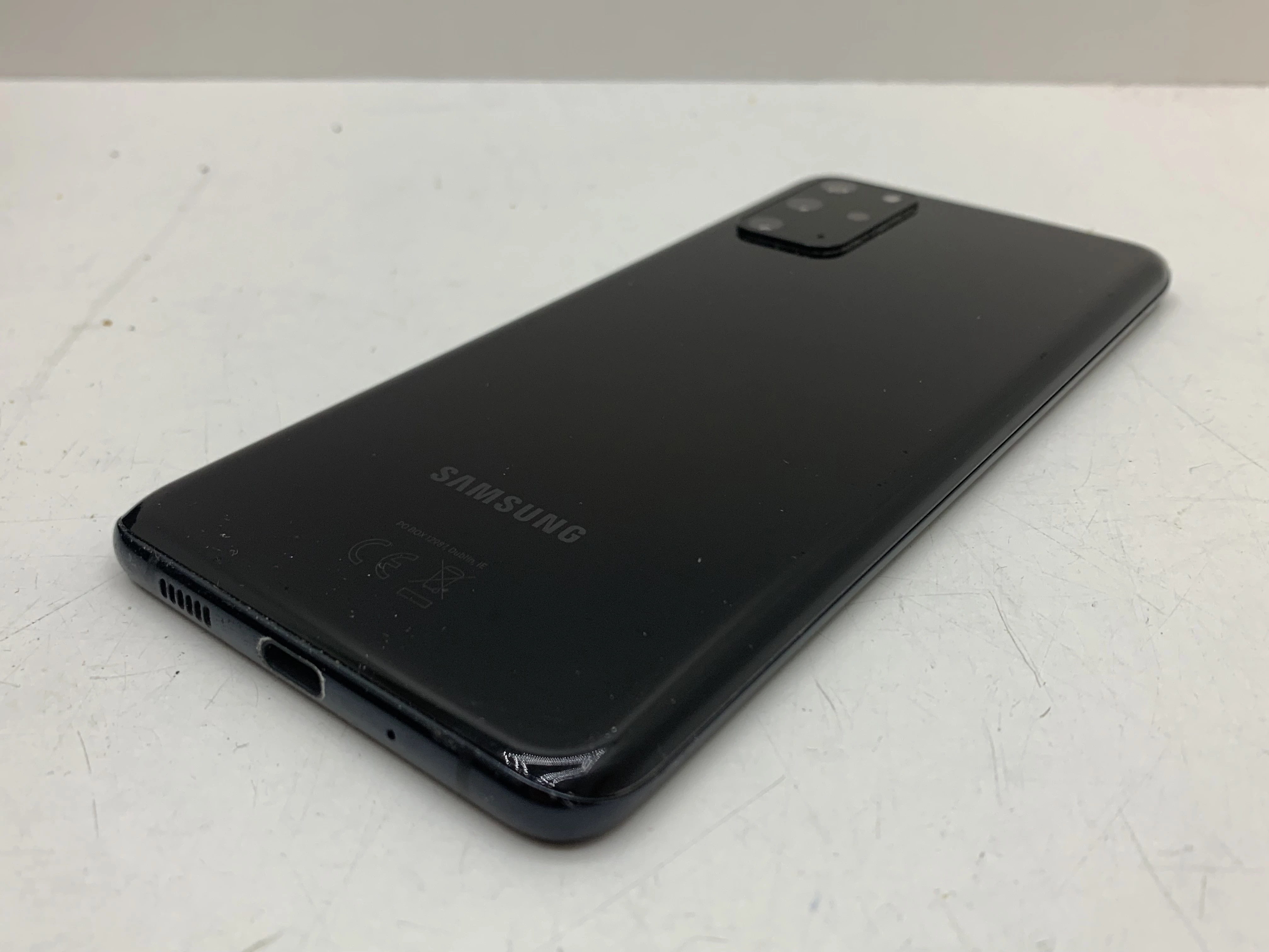 smartfon-samsung-galaxy-s20-plus-12-gb-128-gb-5g-czarny-przekatna-ekranu-670