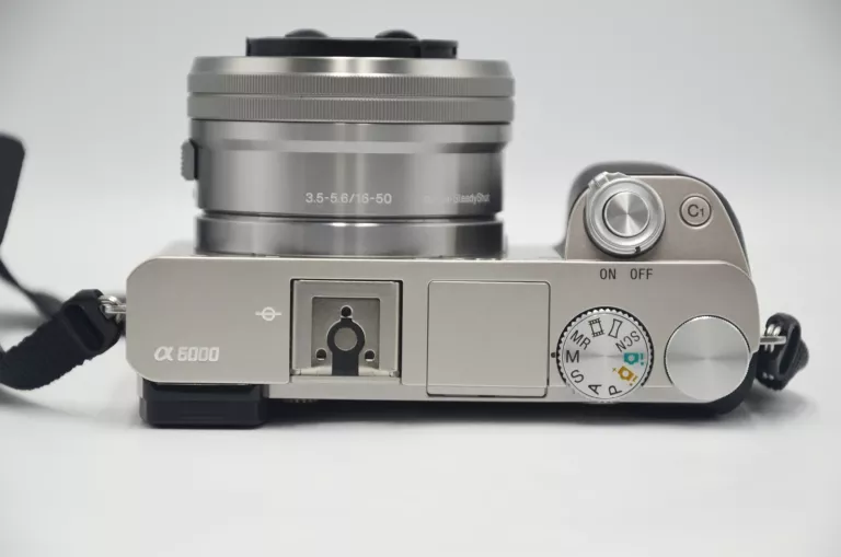 aparat-sony-alpha-a6000-ilce-6000ls-16-50mm-srebrny-wifi-stabilizacja-14349-8