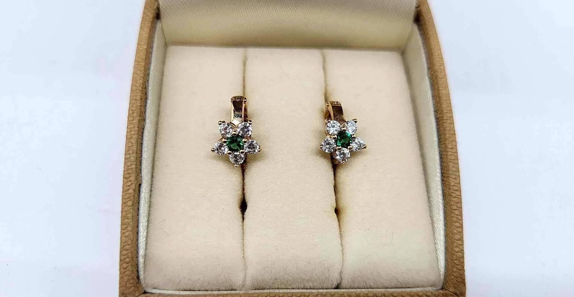 piekne-delikatne-kolczyki-wojskowa-11-sj-siedlce