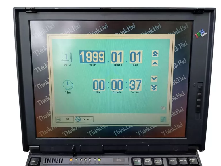 LAPTOP IBM 380ED TYPE 2635 DLA KOLEKCJONERÓW