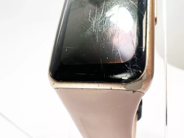 SMARTBAND HUAWEI BAND 6 + ŁADOWARKA