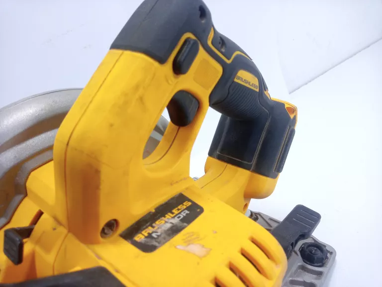 PILARKA TARCZOWA DEWALT DCS572 TYPE 1 + AKU DEWALT 5.0AH 18V + WALIZKA