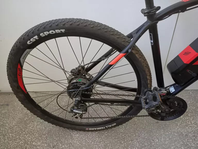 ROWER ELEKTRYCZNY KROSS HEXAGON BOOST 1.0 522 RAMA M 29 CALI