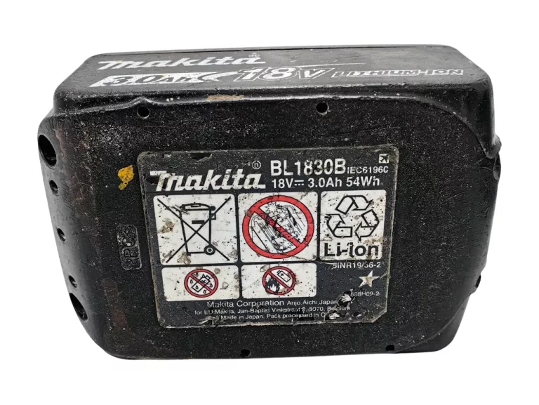 ZAGĘSZCZACZ WIBRATOR DO BETONU MAKITA DVR450 18V