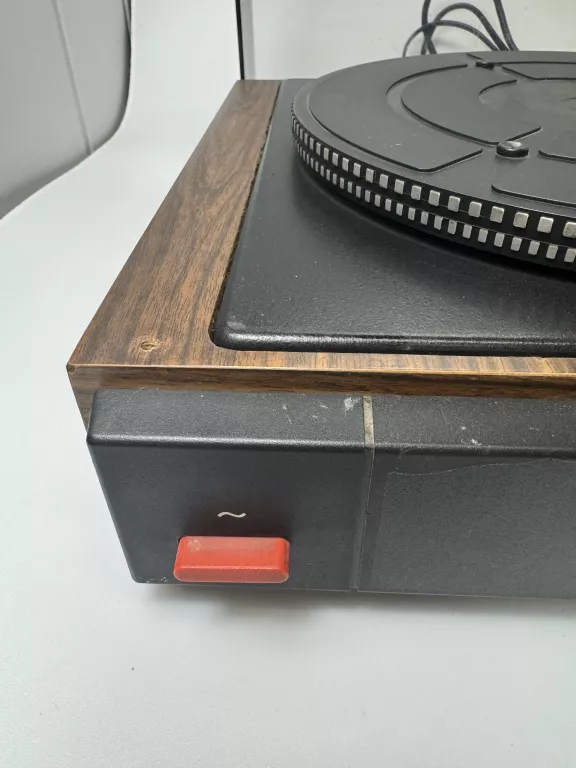 GRAMOFON UNITRA G-902 FS