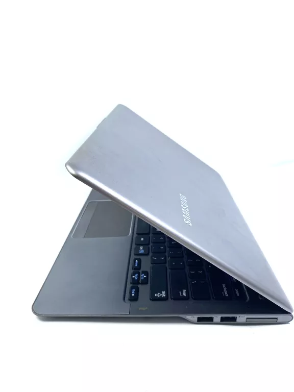 LAPTOP SAMSUNG NP530U3B