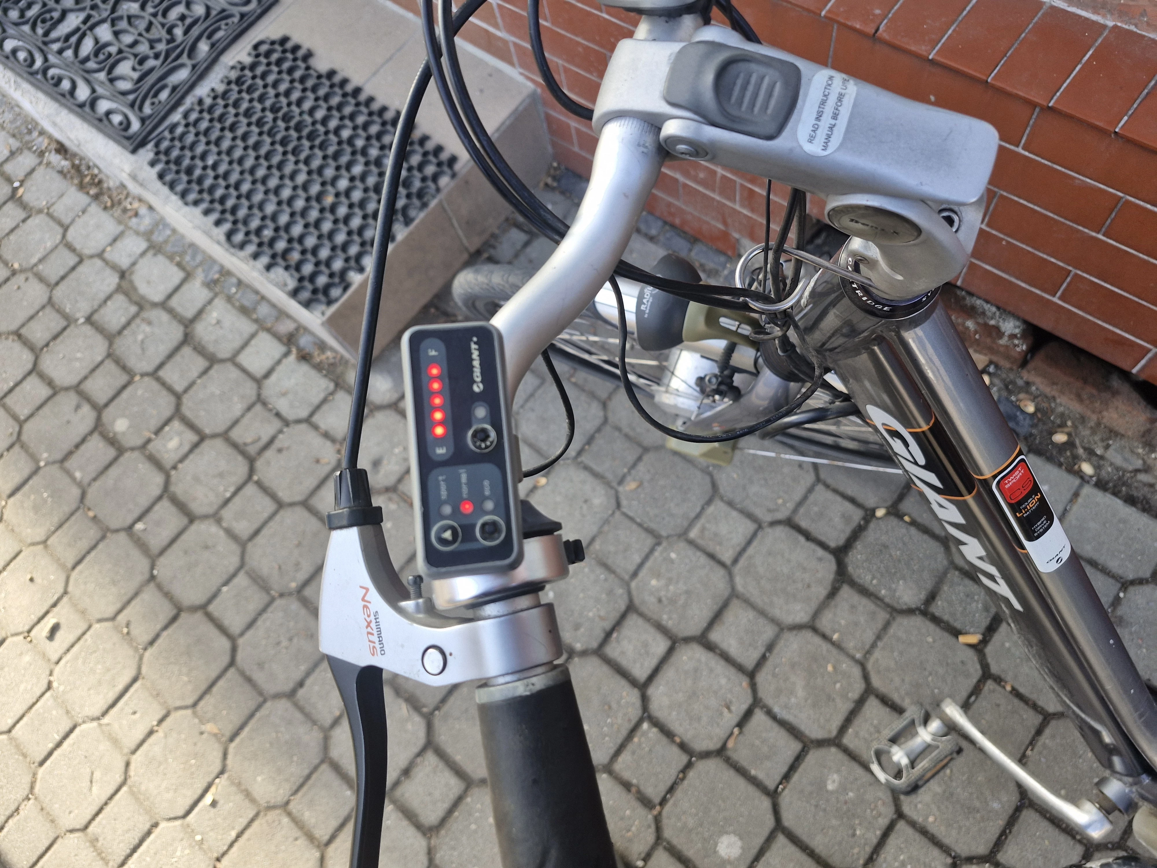 rower-elektryczny-giant-twist-sport-2-baterie-rozmiar-kola-129289-1024