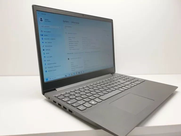 LAPTOP LENOVO V15-ADA 82C7 4GB/250GB AMD3020E WIN 11