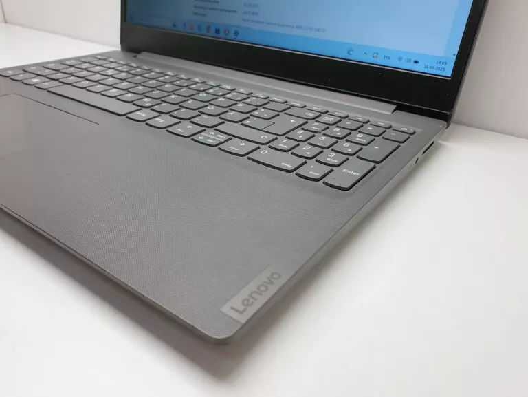 LAPTOP LENOVO V15-ADA 82C7 4GB/250GB AMD3020E WIN 11
