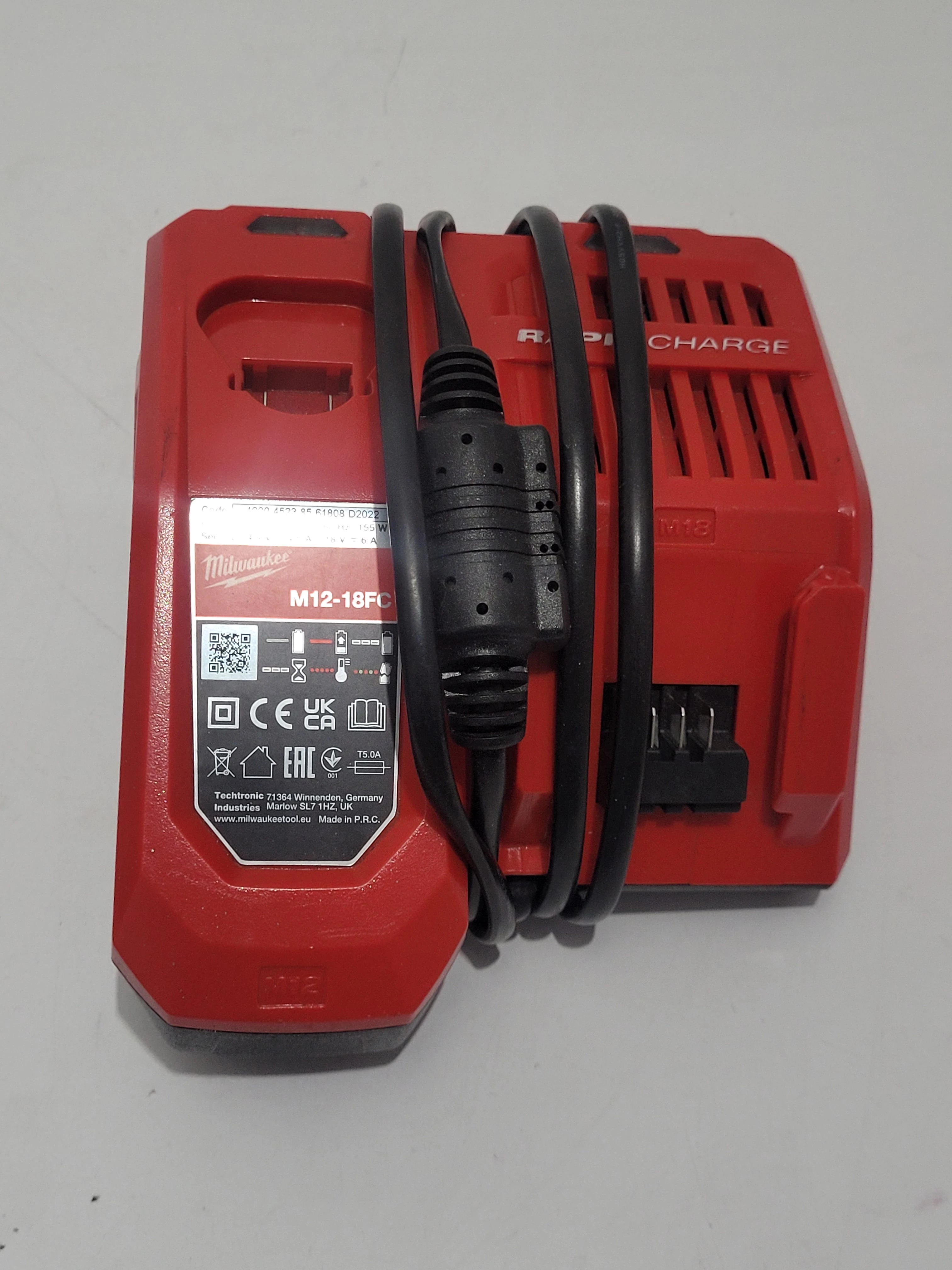 wiertarko-wkretarka-akumulatorowa-z-udarem-milwaukee-model-m12-bpd-zestaw-marka-128608-10