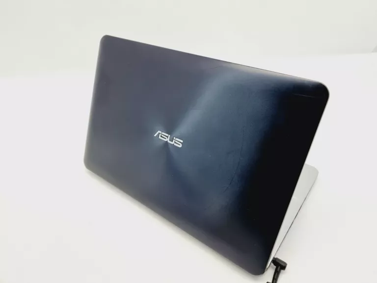 LAPTOP ASUS X555Q AMD A10-9600P 4GB 240GB