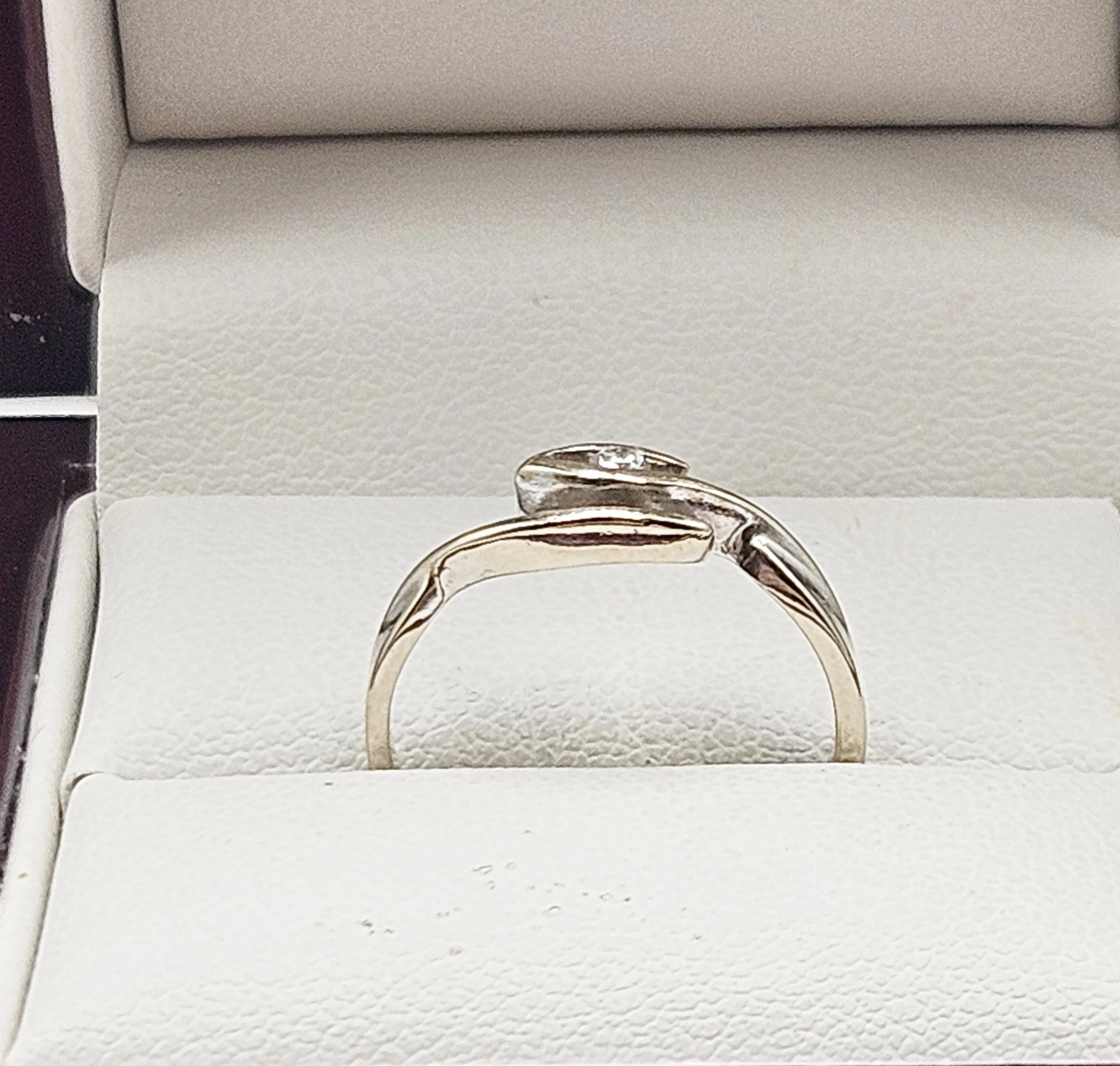 zloty-pierscionek-diament-004ct-585-165g-r11-rodzaj-2205-2