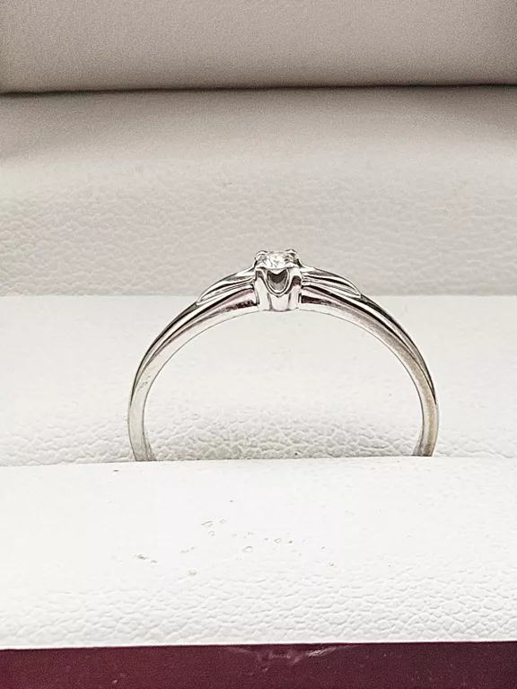 zloty-pierscionek-diament-149-g-585-r15-003ct-marka-226434-315782
