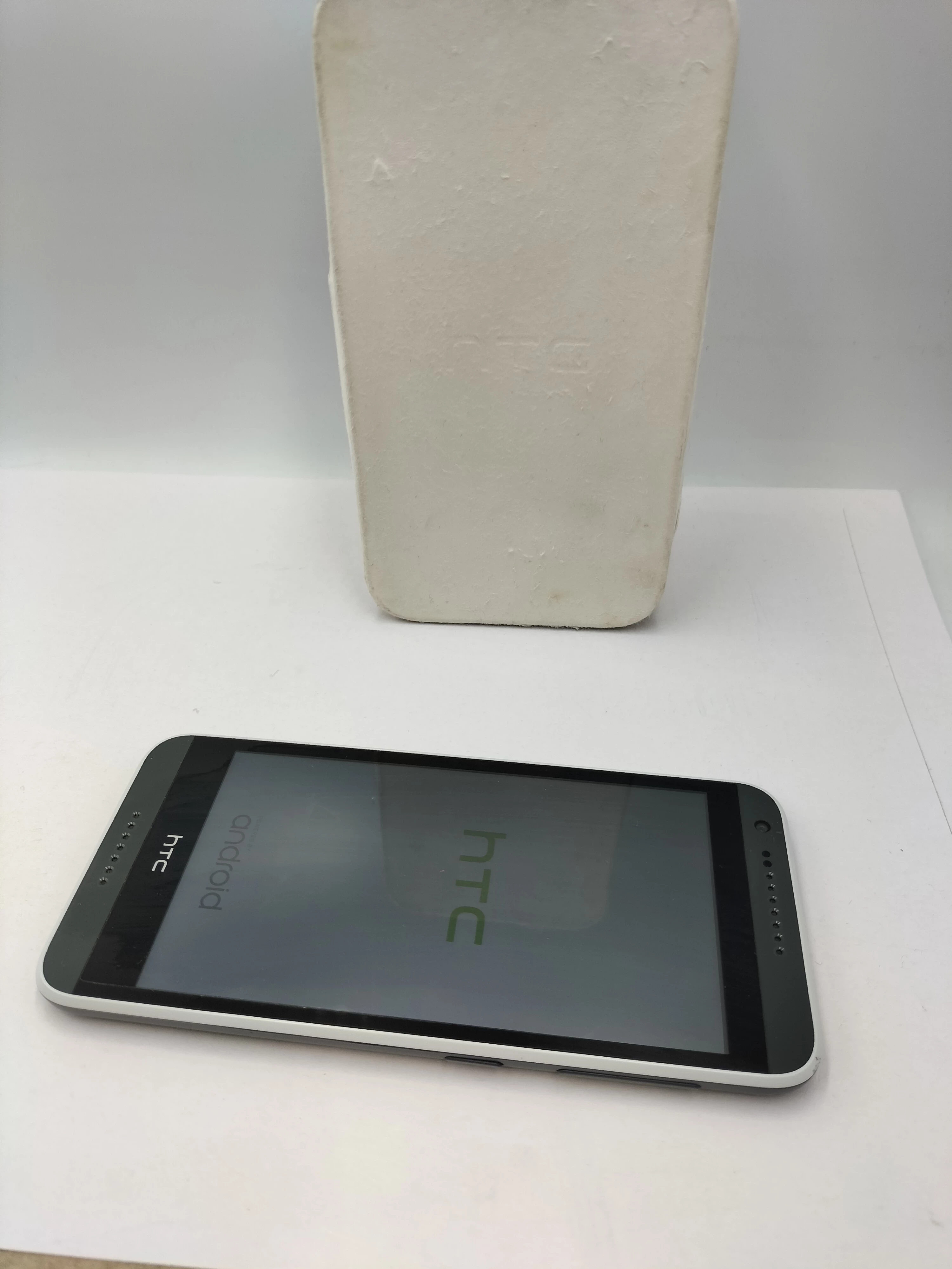 telefon-htcx-desire-620g-ean-gtin-8595603616076