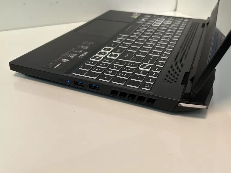LAPTOP ACER NITRO 5 RYZEN5-6600H/16GB/512GB SSD RTX 3060 ŁADOWARKA