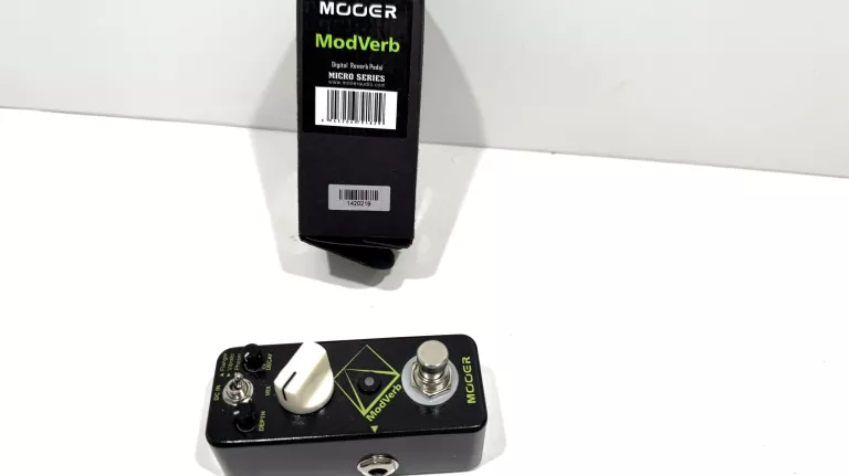 EFEKT MOOER MODVERB MRV4