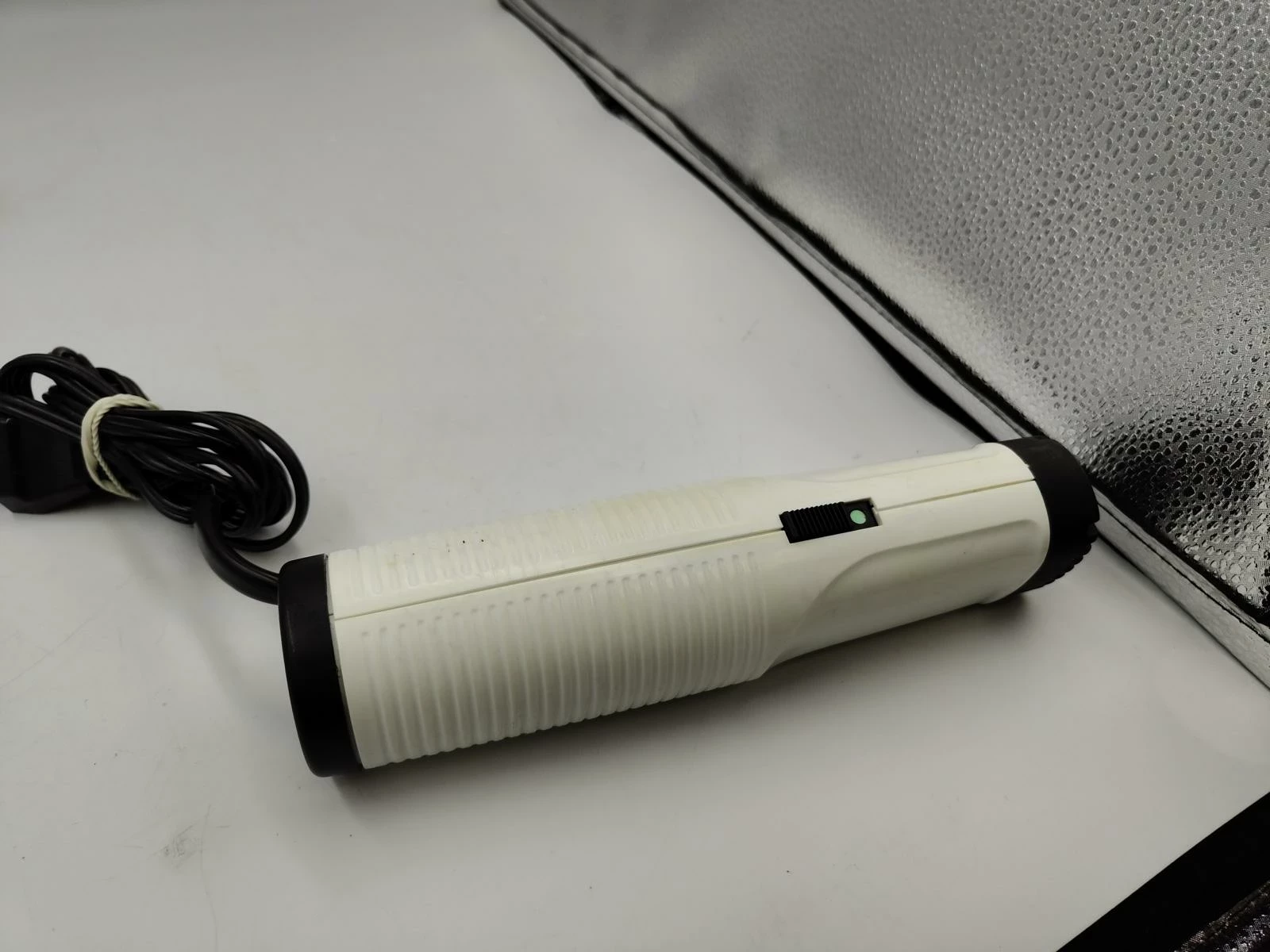 suszkarka-biala-aka-ld11-330w-moc-120000