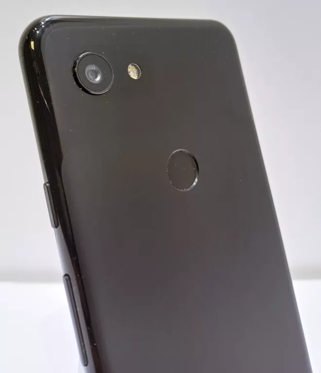 TELEFON GOOGLE PIXEL 3A 64/4GB CZARNY